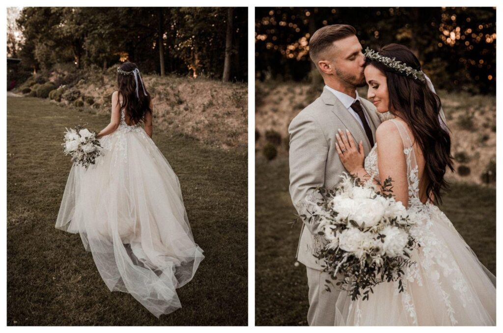 Zwei Ansichten einer Braut mit offenen dunklen Wellen, Blumenkranz und Schleier: von hinten im Tüllkleid und mit dem Bräutigam